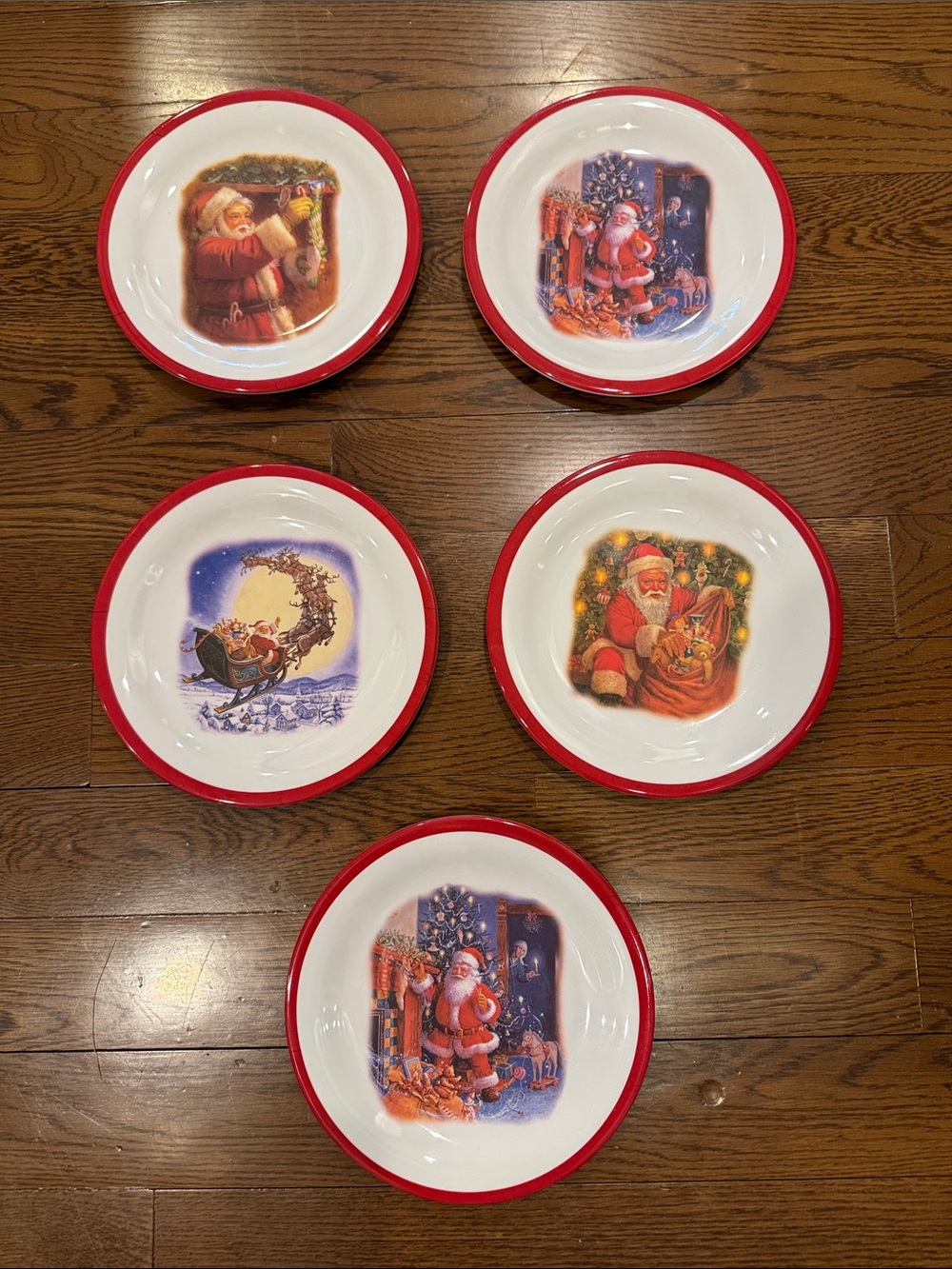 Pottery Barn Red & White Christmas Santa Dinner Plates (Set of 5)